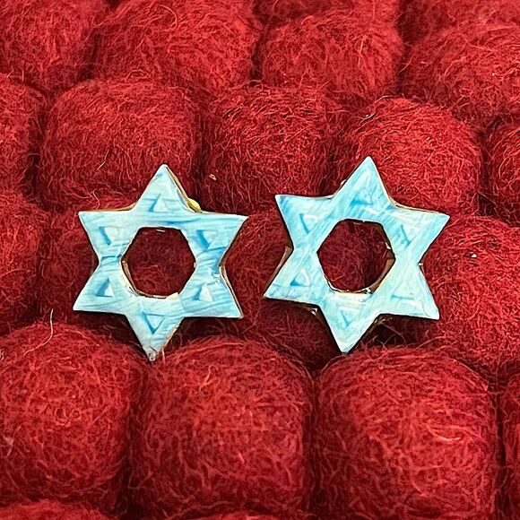 NEW Blue Star of David Embossed Clay & Resin Stud Earrings - Picture 1 of 3